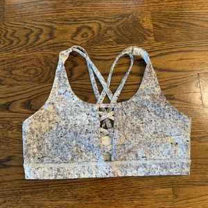 lululemon sports bra